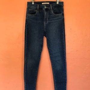🌺High rise skinny Levi’s jeans